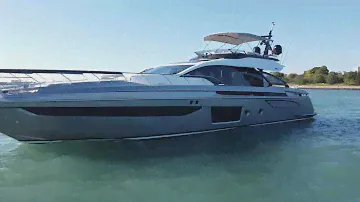 2022 Azimut S8