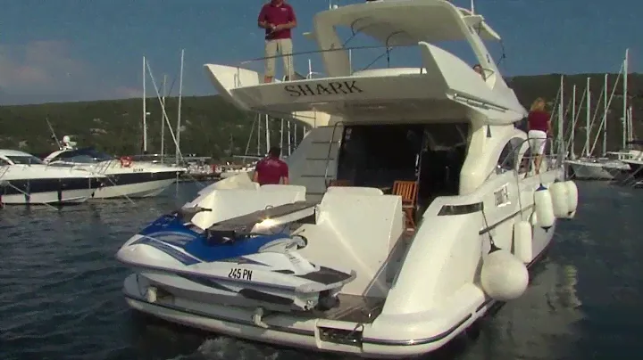 Azimut 55 „Lady Pi"