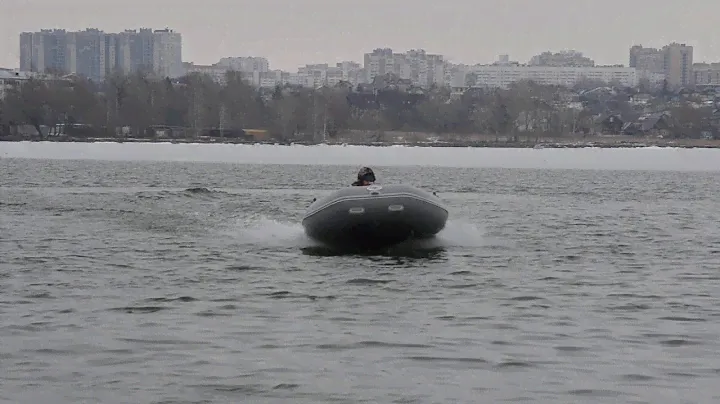 Azimut CYCLONE мотор 25л.с.